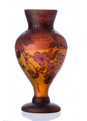 Burgundy Dots Vase - Galle type